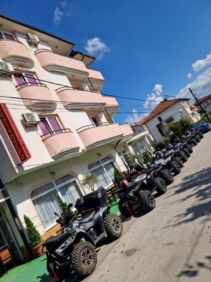 Hotel Montenegro Struga Luaran gambar