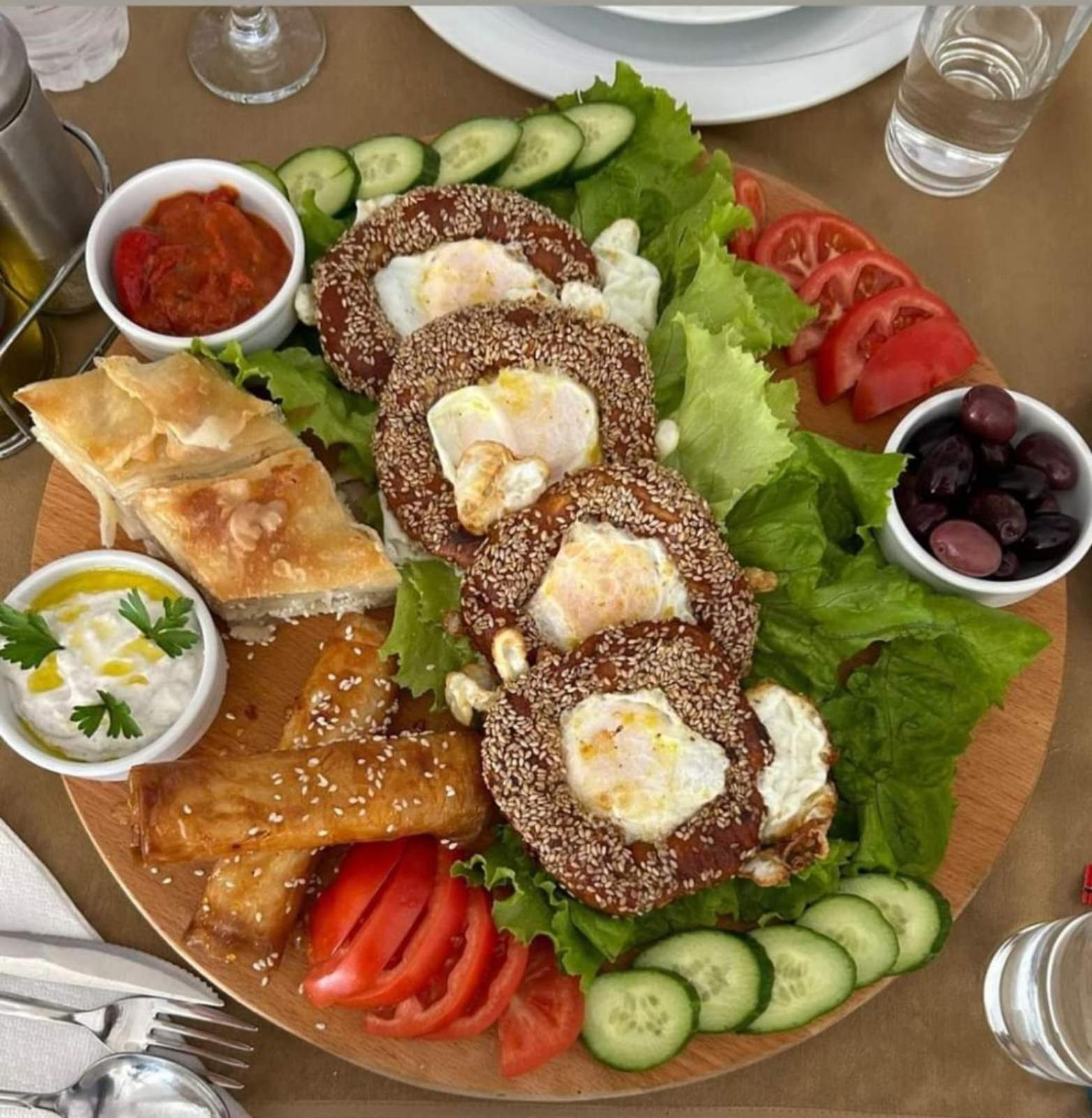 Hotel Montenegro Struga Luaran gambar