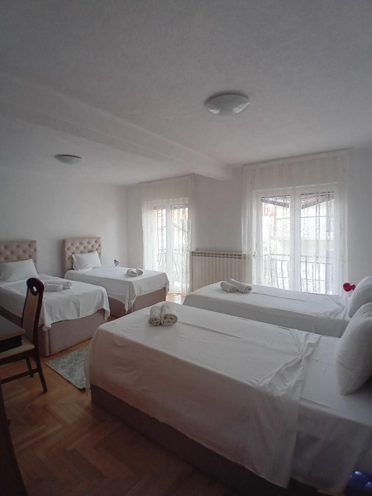 Hotel Montenegro Struga Luaran gambar